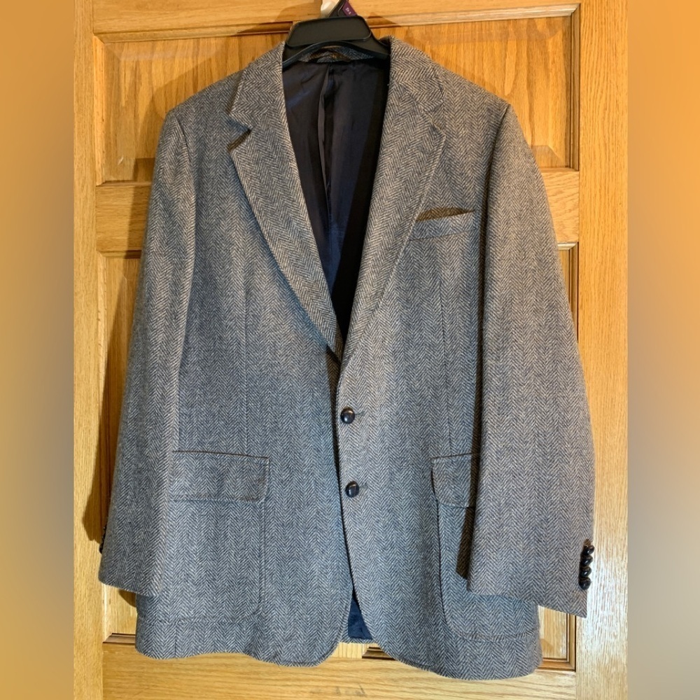 Vintage Imperial Pure Wool Grey Herringbone Tweed Sport Coat Blazer Size 42L USA